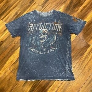 Affliction Reversible blue and white skull tee